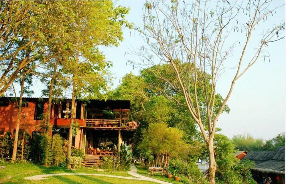 Boutique Raft Resort Сайок Экстерьер фото
