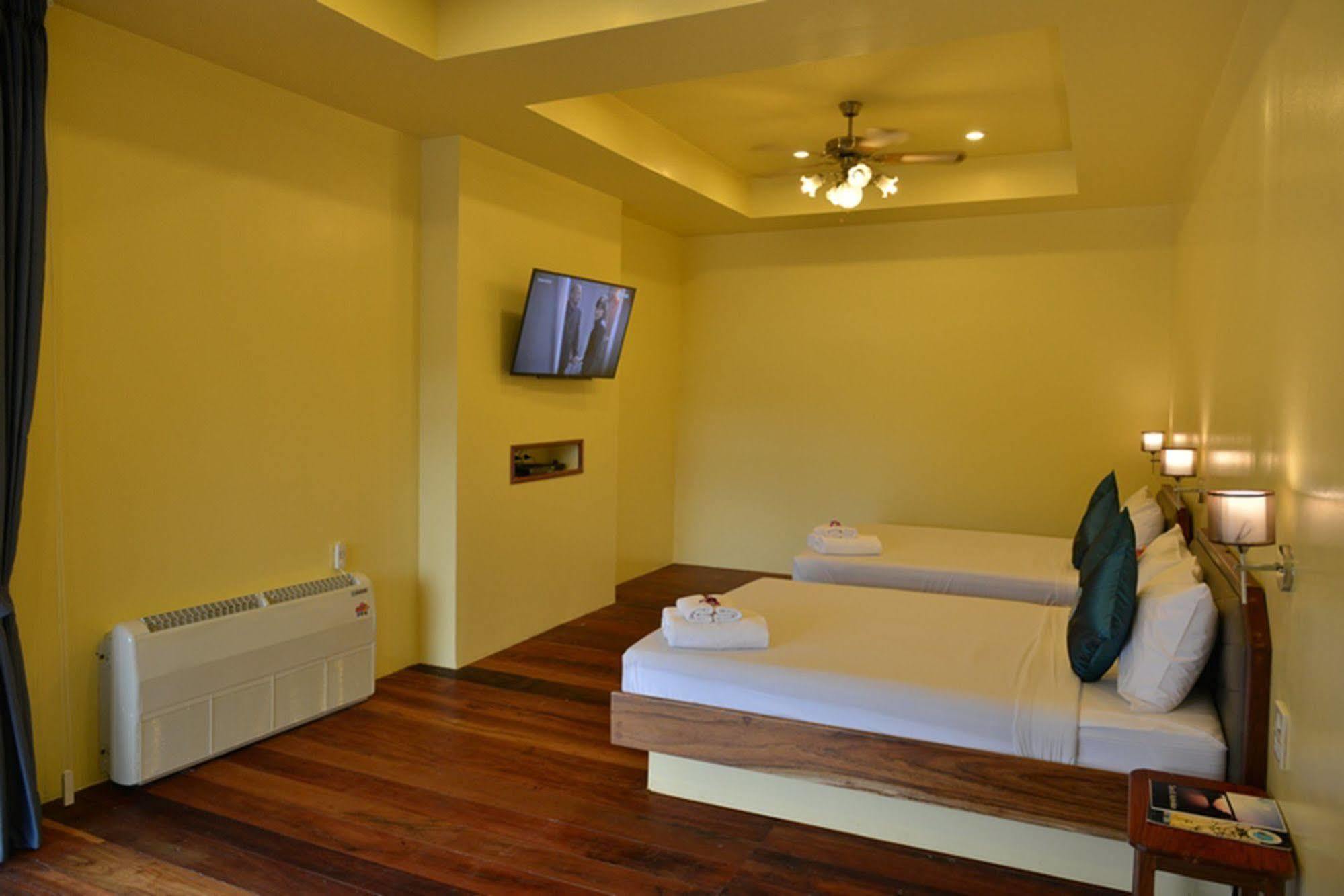 Boutique Raft Resort Сайок Экстерьер фото