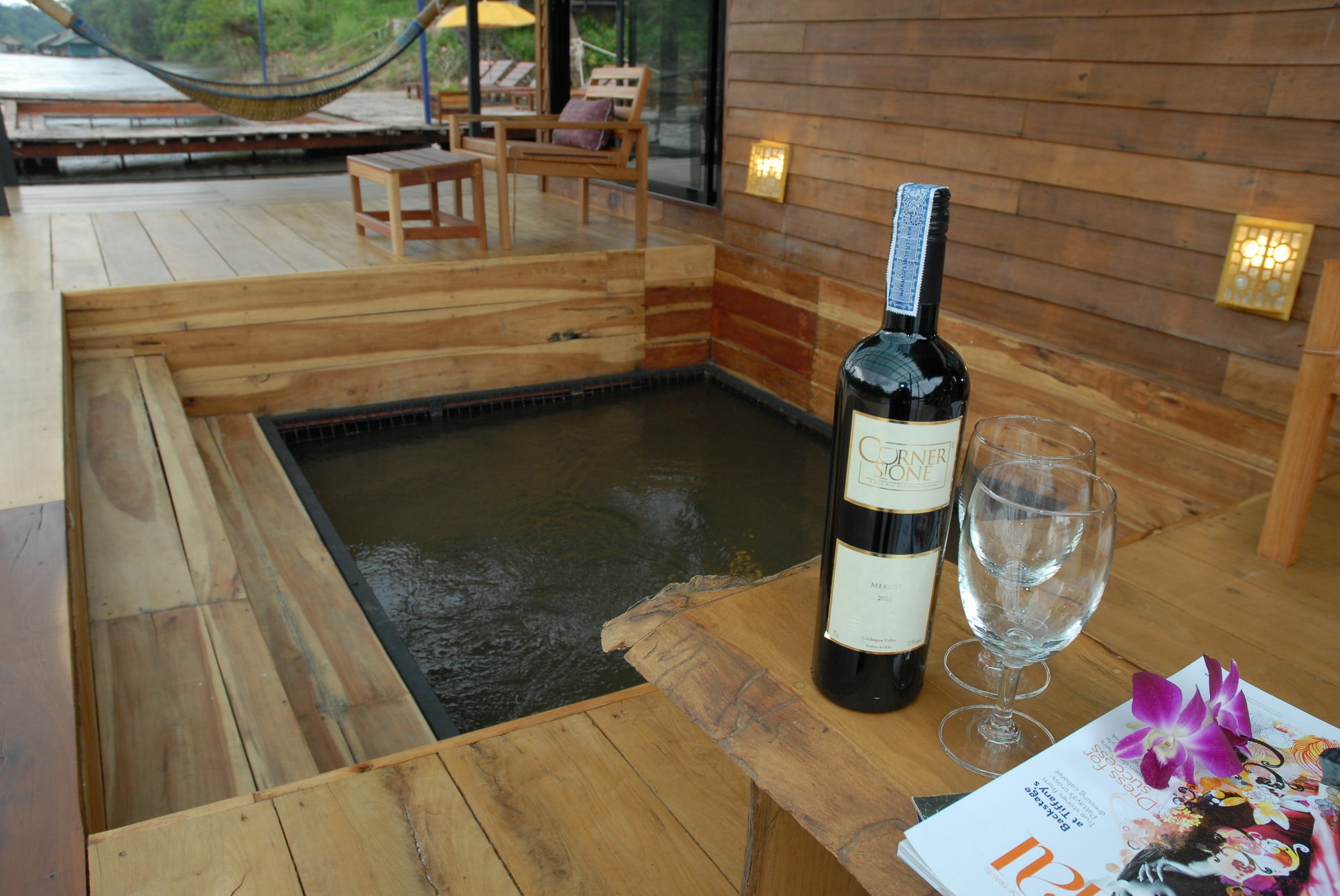 Boutique Raft Resort Сайок Экстерьер фото